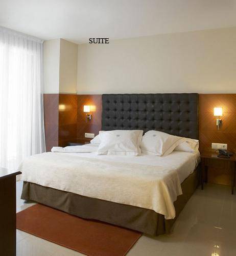 לה קורטינאדה Hotel Mu חדר תמונה