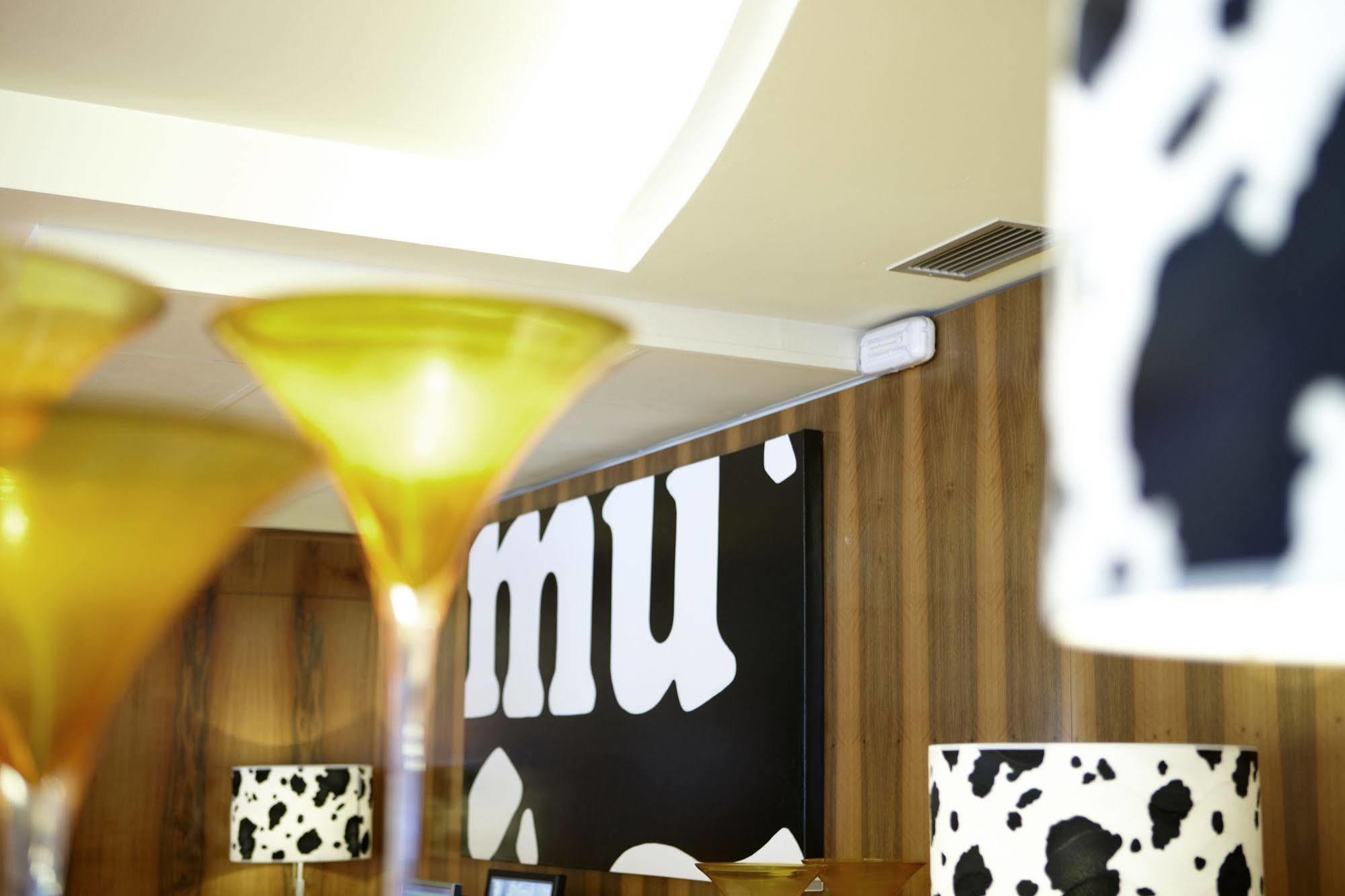 לה קורטינאדה Hotel Mu מראה חיצוני תמונה