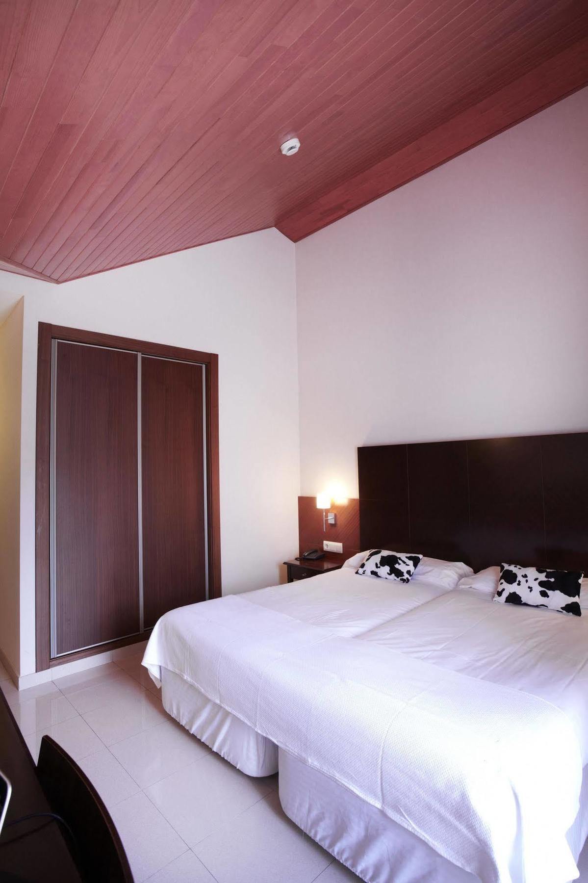 לה קורטינאדה Hotel Mu מראה חיצוני תמונה