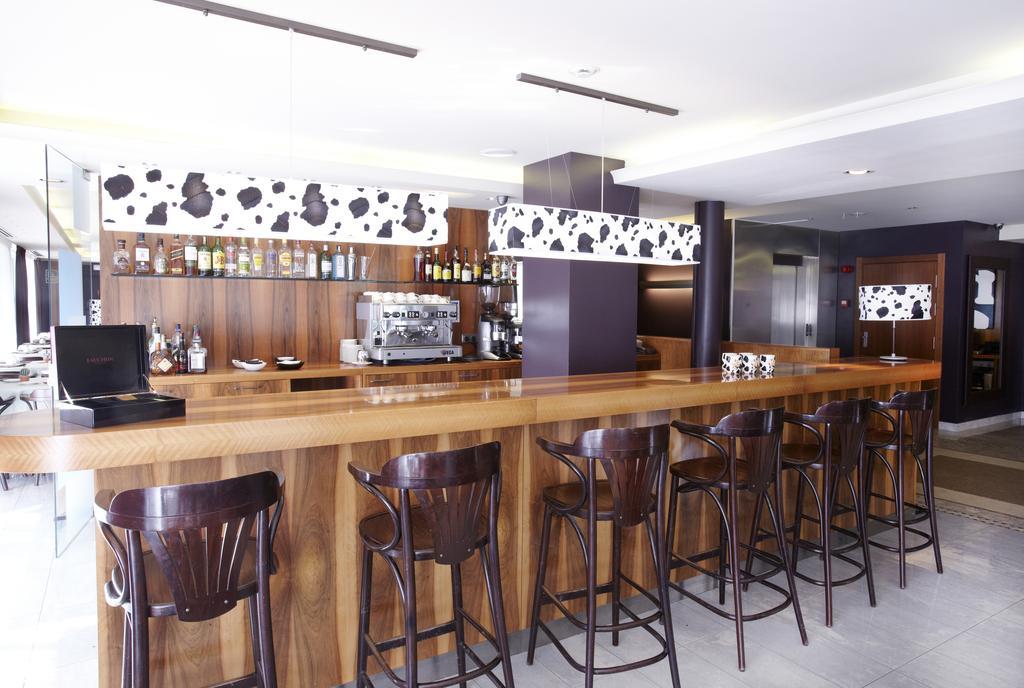 לה קורטינאדה Hotel Mu מראה חיצוני תמונה